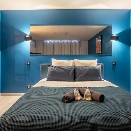 Double 6 Persons Near - Fairytale Factory Appartamento