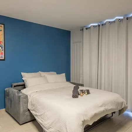 Double 6 Persons Near - Fairytale Factory Appartamento